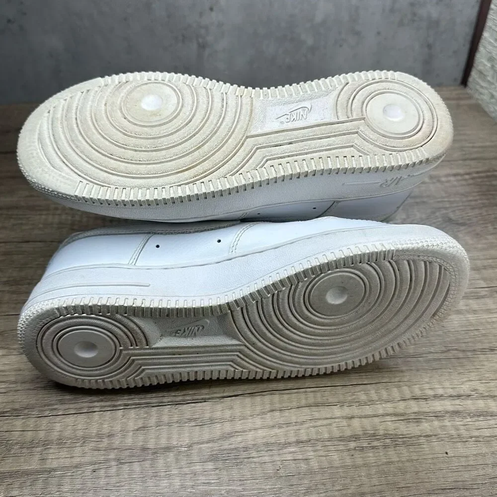 Nike~Men’s~Air Force 1‎ Low '07 White Used~Size 7.5